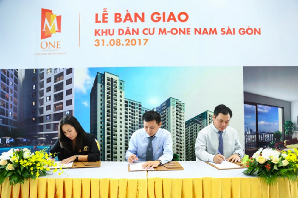 Le ban giao khu cu dan M One Nam Sai Gon