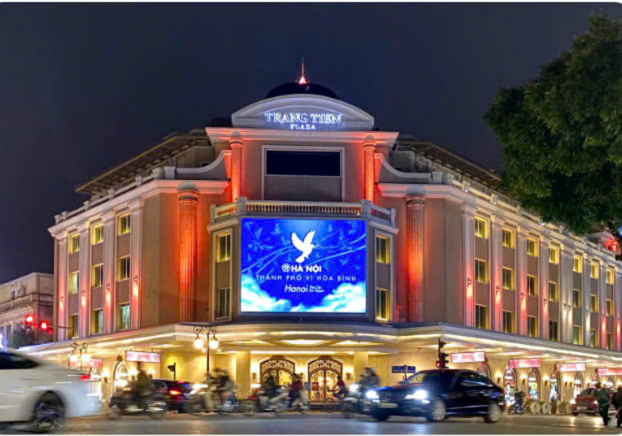 Tràng Tiền Plaza gần dự án The Grand Hà Nội